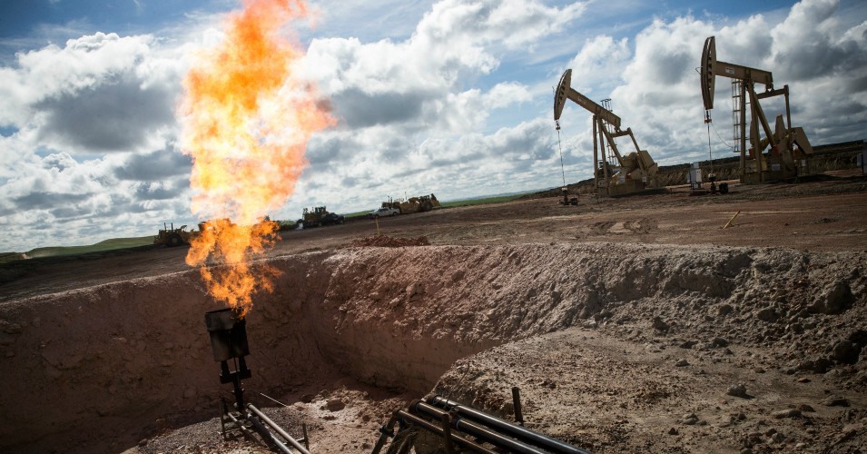‘Extraordinarily Harmful’: In Disaster for Planet and Gift to Industry, New Trump Rule Would Gut Restrictions on Potent Methane Emissions